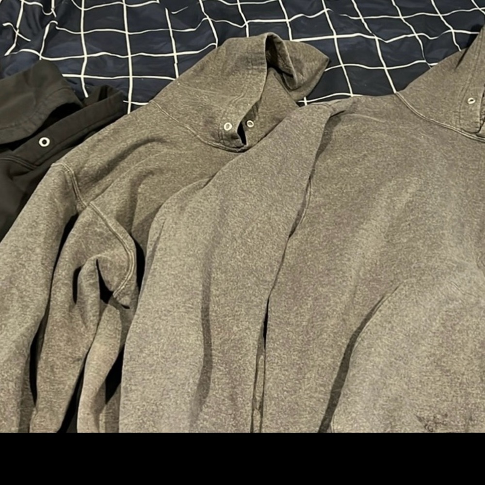 Fruit of the Loom Hoodie Bundle, 1 black and 2 gray, size men’s large
